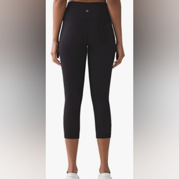 Lululemon Women's Wunder Under Crop Leggings 21" inseam, size 4 in dark gray - Picture 2 of 7